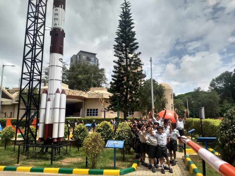 Jawaharlal Nehru Planetarium for family outing near Bangalore 