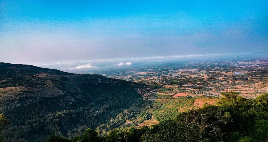 weekend getaways in Bangalore , Skandagiri